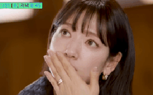 Park Shin Hye suy sụp bật khóc trên sóng truyền hình, chuyện tồi tệ gì đã xảy ra?