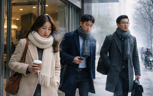 Bác sĩ cảnh báo: Thói quen của dân văn phòng mùa rét đậm dễ dẫn tới “sốc nhiệt”, bào mòn sức khỏe