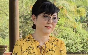 Nữ nghệ sĩ chia tay bạn trai 20 năm, đi diễn ở Mỹ thì gặp chồng