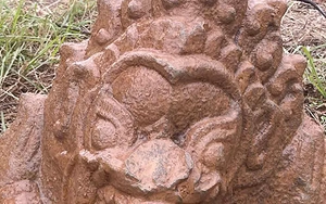 Phát hiện 2 báu vật ở Tháp gạch cổ cao nhất Đông Nam Á