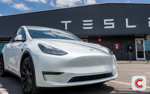 'Sốc' với chi phí thay pin xe điện Tesla sau 13 năm sử dụng