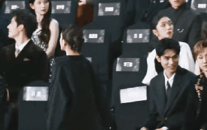 Bộ mặt thật của 1 mỹ nhân hạng A: Ép bạn diễn chia tay người yêu, sơ hở là quấy rối nghe mà hãi