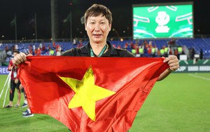 HLV Kim Sang-sik và hành trình 1.000 ngày từ thất bại ở Hàn Quốc đến thành công rực rỡ tại Việt Nam