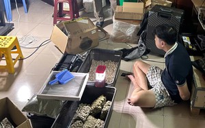 Đột kích ngôi nhà số 745, bắt Đỗ Hữu Duy sinh năm 2003 trong chuyên án lớn nhất 