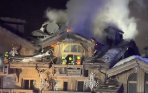 Pháp: Cháy khách sạn 5 sao tại khu nghỉ dưỡng Courchevel, hơn 80 người sơ tán trong hoảng loạn