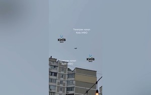 Đằng sau sự quần thảo của UAV