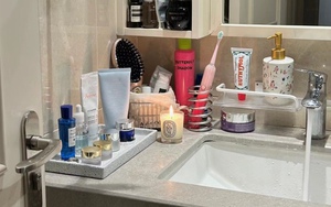 Nhà chật đến mấy cũng ĐỪNG để 5 thứ này trong phòng tắm vì "tiếp tay" cho vi khuẩn: Rất nhiều gia đình Việt sai mà không biết