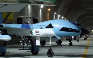 Iran biên chế thêm 1.000 thiết bị bay chiến đấu