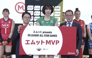 Chủ công Trần Thị Thanh Thúy nhận giải thưởng danh giá trong trận đấu "toàn sao" tại Nhật Bản