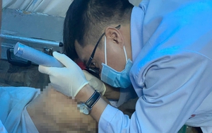 Cụ ông ôm cổ, tím tái và lịm dần vì nghẹn bánh trôi nước