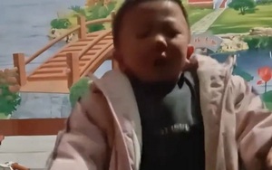 Màn ghé thăm gây tranh cãi MXH: Sao lúc nào cũng bắt con mình phải nhường?