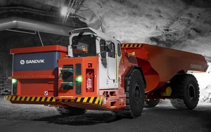 Phát hiện 10 xe tải 50 tấn không người lái, không tiếng động, di chuyển như xe F1, âm thầm khai thác kho báu 62 nghìn tỷ đồng