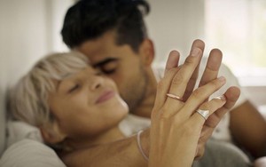 Người đàn ông đột ngột ngừng tim khi đang làm "chuyện ấy": 6 nhóm người không nên chủ quan