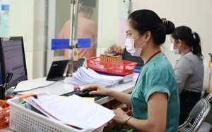 Bộ Nội vụ đang trình Chính phủ sửa đổi chế độ tiền lương với cán bộ, công chức, viên chức