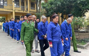 Hàng trăm cảnh sát khám xét khẩn cấp, bắt Nguyễn Chính Nghĩa và 34 người khác trong một chuyên án lớn