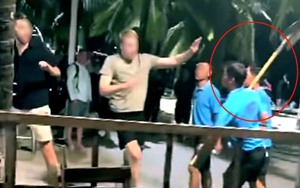 Vụ nhân viên quán bar cầm xẻng dọa đánh khách Tây ở Nha Trang: Diễn biến bất ngờ