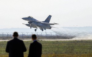 Tiêm kích F-16V tối tân nhất mất kiểm soát sau khi cập nhật phần mềm