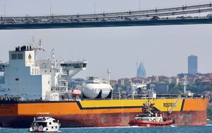 Nga kiếm về hơn 1.000 tỷ USD, EU 'góp công' lớn