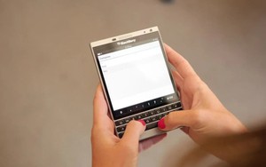 Khai tử suốt bao năm, sao dân tình vẫn cứ "phát cuồng" với mẫu điện thoại này – Người Việt không ngoại lệ?