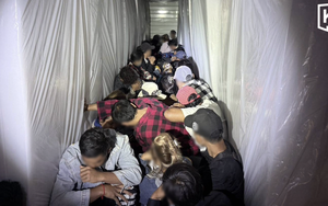 Phát hiện 37 người trong thùng xe tải nhập cảnh trái phép vào Thái Lan