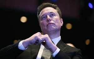 Bê bối ảnh nóng chấn động châu Âu: Công ty của Elon Musk nhận "tối hậu thư" phục vụ điều tra