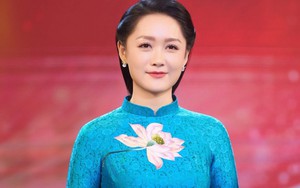 Thủ khoa SN 1988 từng là BTV trẻ nhất lên sóng Thời sự 19h
