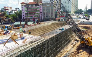 Nút giao 786 tỷ đồng ở Hà Nội đúc phiến dầm đầu tiên sau nhiều năm đình trệ