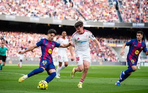 Barcelona quyết giữ những báu vật La Masia