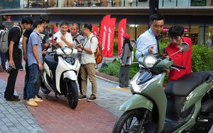 Nhu cầu thực dụng giúp xe máy xăng trụ vững