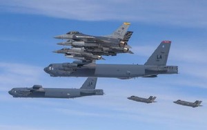 NATO tập trận thách thức kho vũ khí hạt nhân Nga
