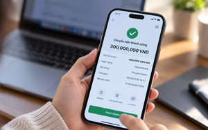 Công an điều tra giao dịch 300 triệu chuyển tiền vào tài khoản NGUYEN VAN HUNG
