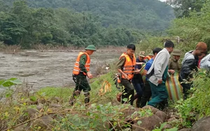 Tìm thấy thi thể người phụ nữ bị lũ cuốn ở Quảng Trị
