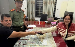 Công an xác minh loạt tờ tiền mệnh giá 100 USD và 500.000 đồng rơi trên đường: Du khách quốc tịch Thổ Nhĩ Kỳ được mời lên làm việc