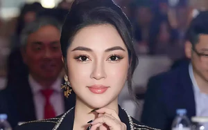Hoa hậu Nguyễn Thị Huyền trở thành tiến sĩ