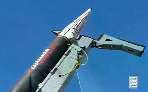 Lực lượng Houthi đẩy mạnh sản xuất tên lửa đạn đạo từ linh kiện Trung Quốc