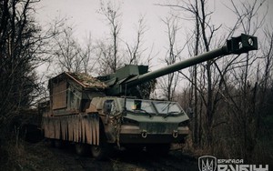 Lần đầu tiên pháo tự hành DITA 155mm tối tân bị phá hủy ở Ukraine