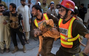 Sập mái trường học ở Pakistan, ít nhất 33 người thiệt mạng