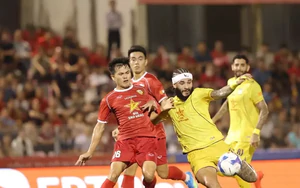 Đánh rơi chiến thắng ở derby, SLNA vẫn bất bại ở V.League 2026/27
