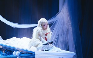 Phùng Khánh Linh đưa hơn 7.000 khán giả đi qua 4 hồi cảm xúc trong concert mở rộng