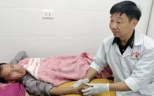 Cứu sống người đàn ông ăn lá ngón tự tử