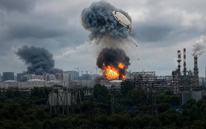 Nga cảnh báo nếu thấy “quả cầu phát sáng” lơ lửng, người dân trú ẩn ngay lập tức: Ukraine thả vũ khí rất khó lường