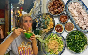 Người Việt được khen khắp mạng xã hội quốc tế: Khách Tây vào nhầm nhà dân ăn trọn mâm cơm, gia chủ xua tay không nhận tiền