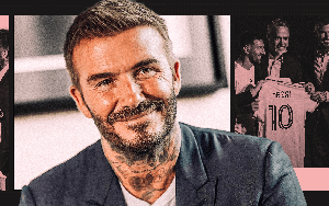 Tin nhắn lúc 5h sáng trên điện thoại của David Beckham khiến Victoria nổi giận