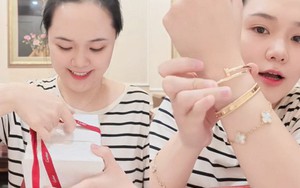 Nguyễn Quỳnh Anh được Duy Mạnh tặng vòng tay trăm triệu, sau 1 tháng sang Mỹ chăm chồng phẫu thuật