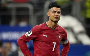 LĐBĐ Bồ Đào Nha chính thức phạt Ronaldo