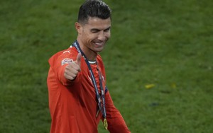 Ronaldo dùng thành tích xin giảm án, bị phạt nhẹ như không