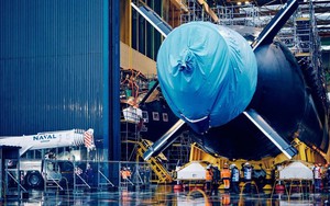 Tàu ngầm hạt nhân siêu hiện đại Rubis chuẩn bị hạ thủy