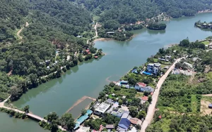 Nhiều khu nghỉ dưỡng quanh hồ Đồng Đò được xác định là đất ở