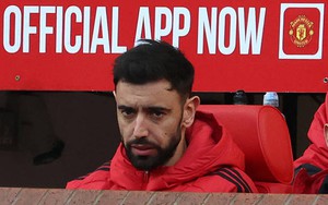 Bruno Fernandes bị CĐV trút giận sau trận thua thảm của MU