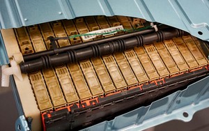 Trung Quốc phát hiện thêm lượng quặng lithium khổng lồ tại Tứ Xuyên